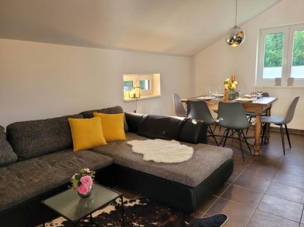 Familienfreundliche Grosszuegige Ferienwohnung Schlierachwelle Zwischen Schliersee Und Tegernsee 豪斯哈姆 外观 照片